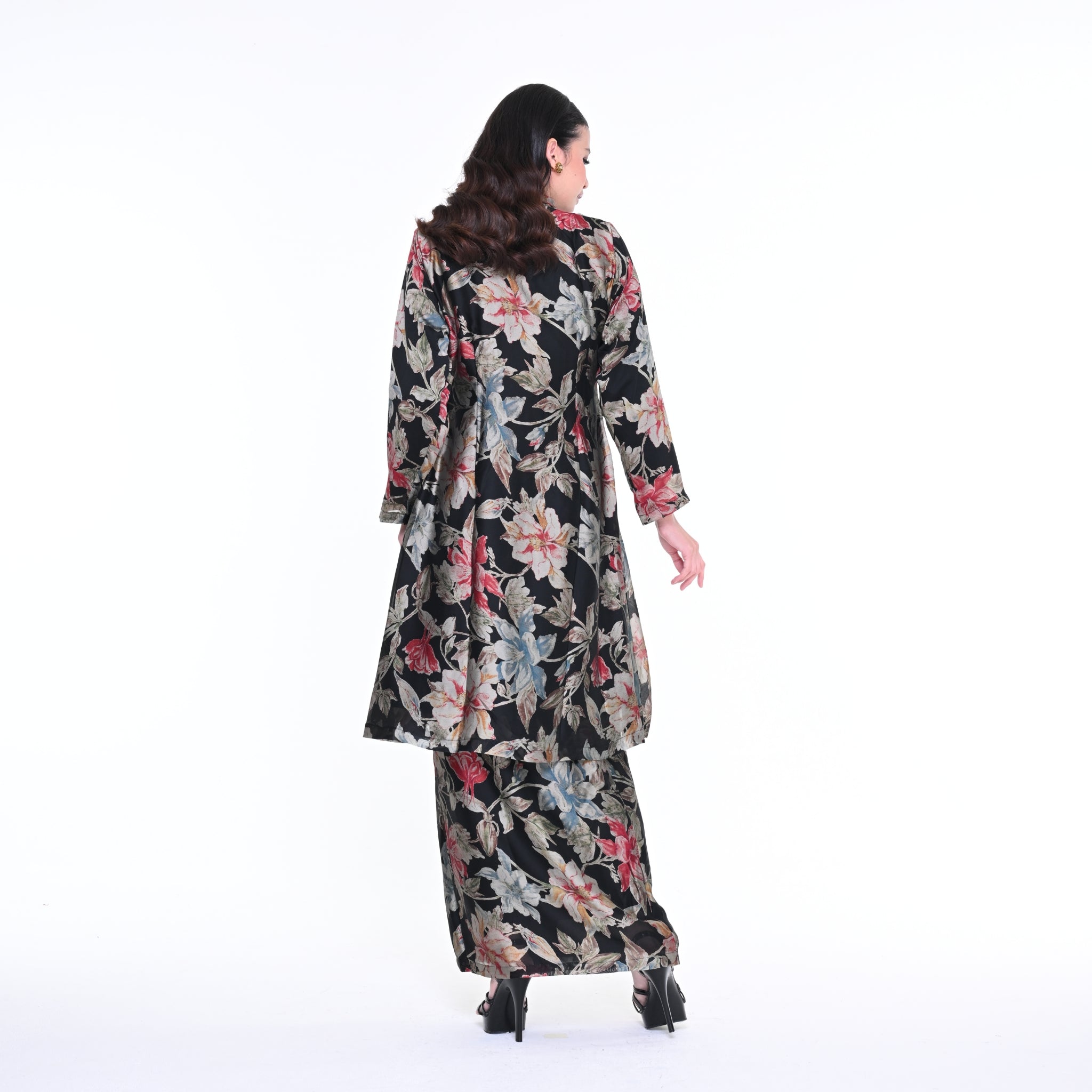 Kebaya Salamiah Orked Black