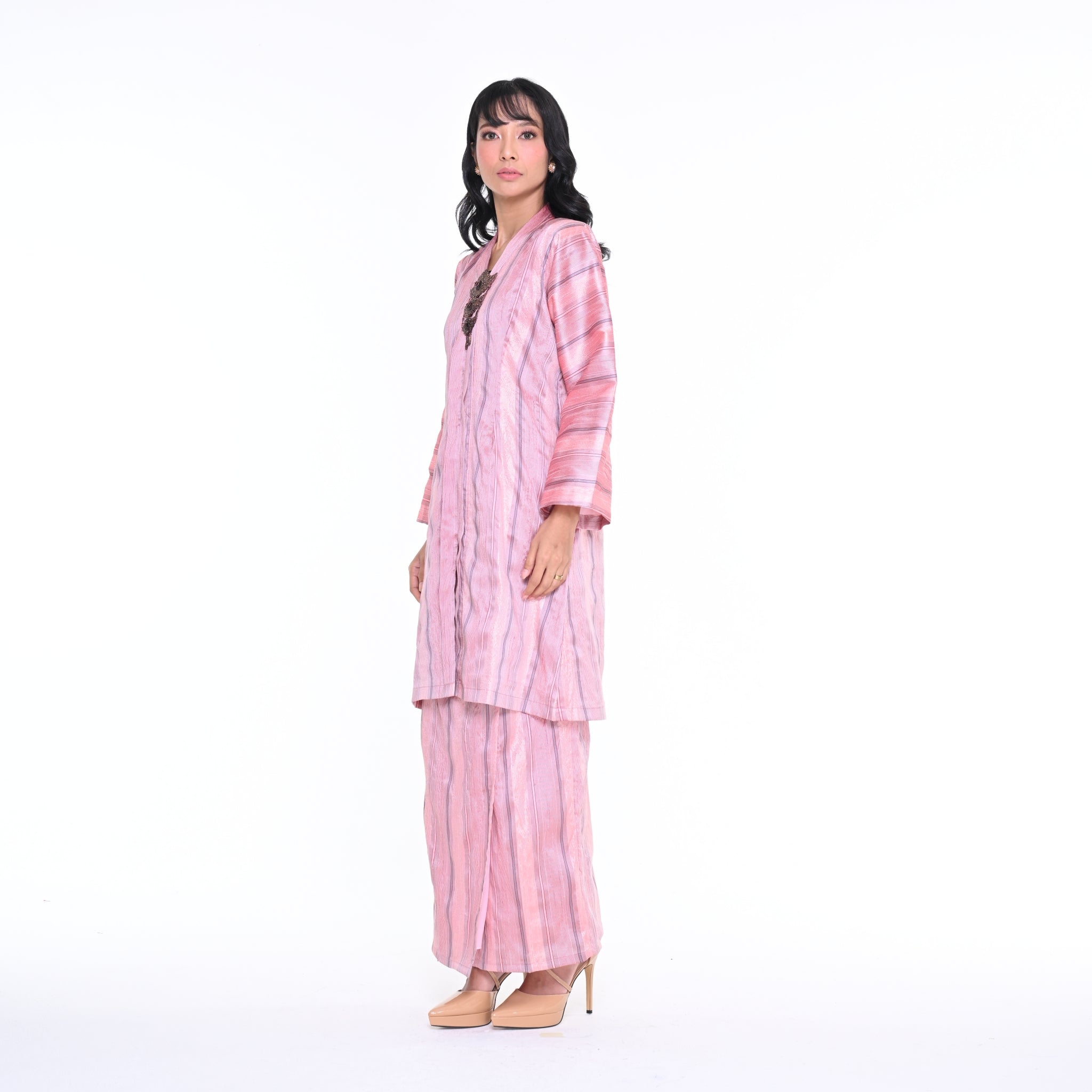 Kebaya Tok  Jalur Merah Dwi