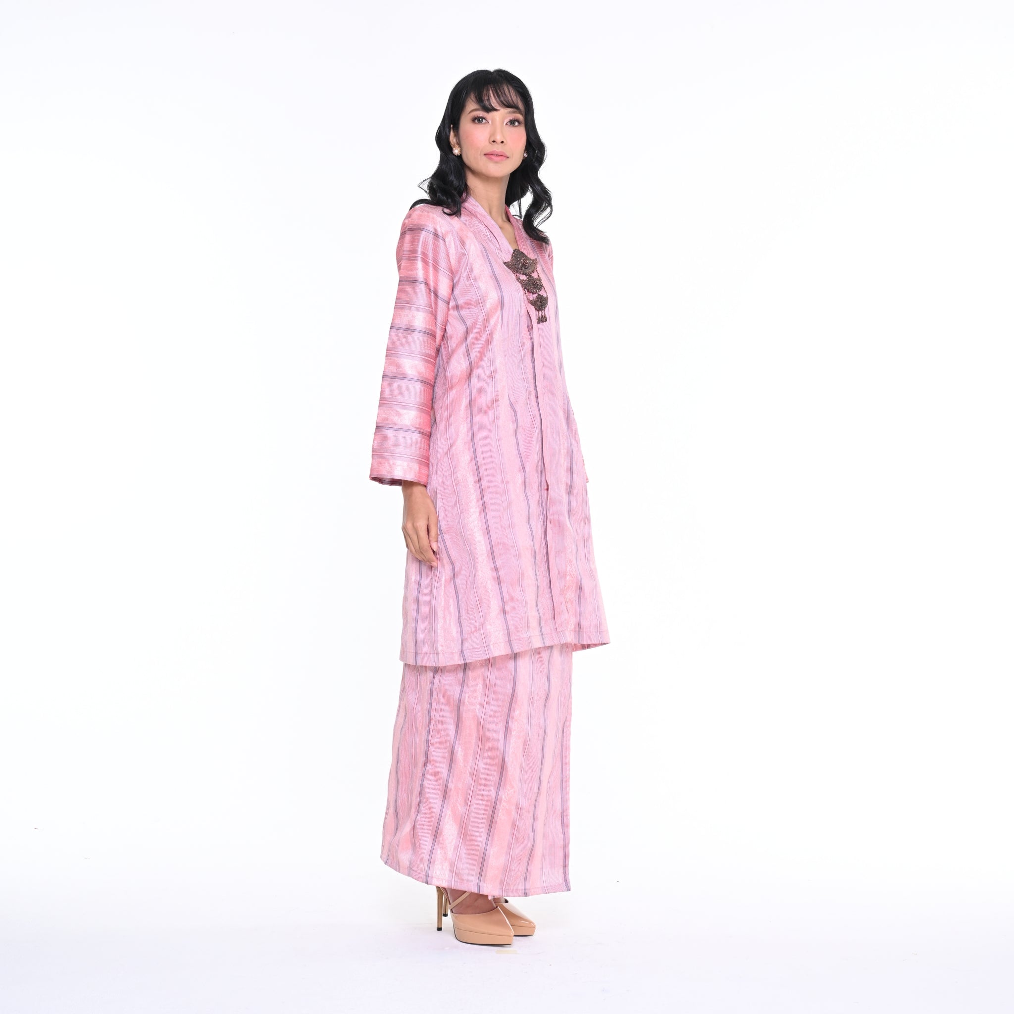Kebaya Tok  Jalur Merah Dwi