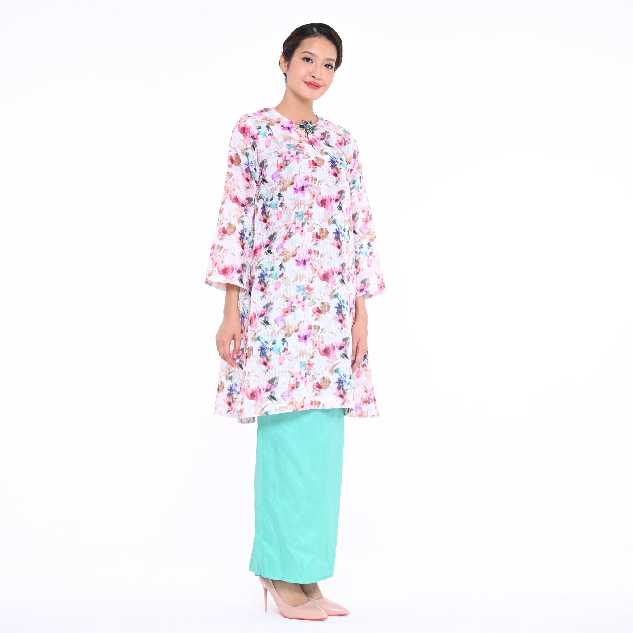 Baju Kurung Moden Che Kiah Wildflower Pastel