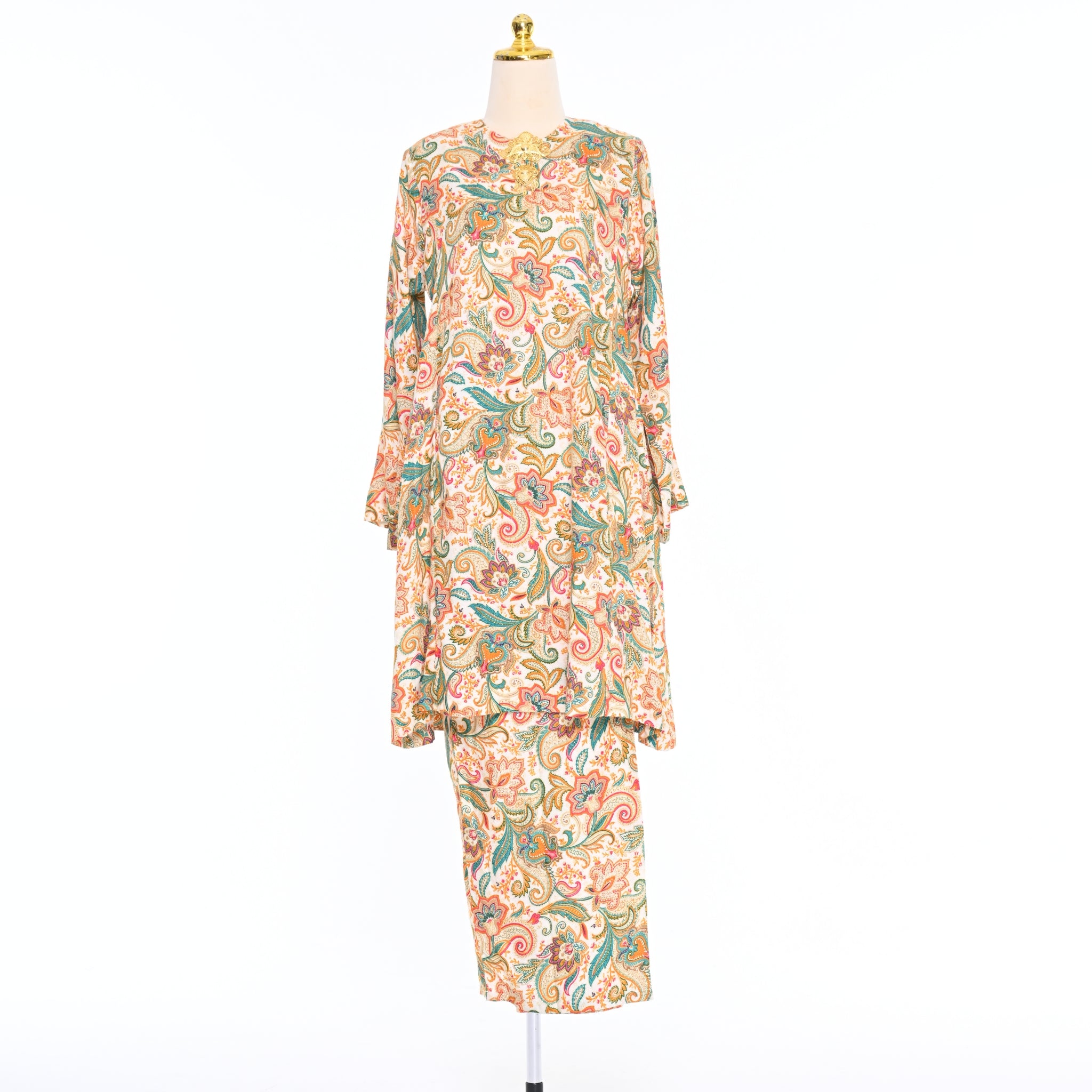 Baju Kurung Gelombang Paisley Orange