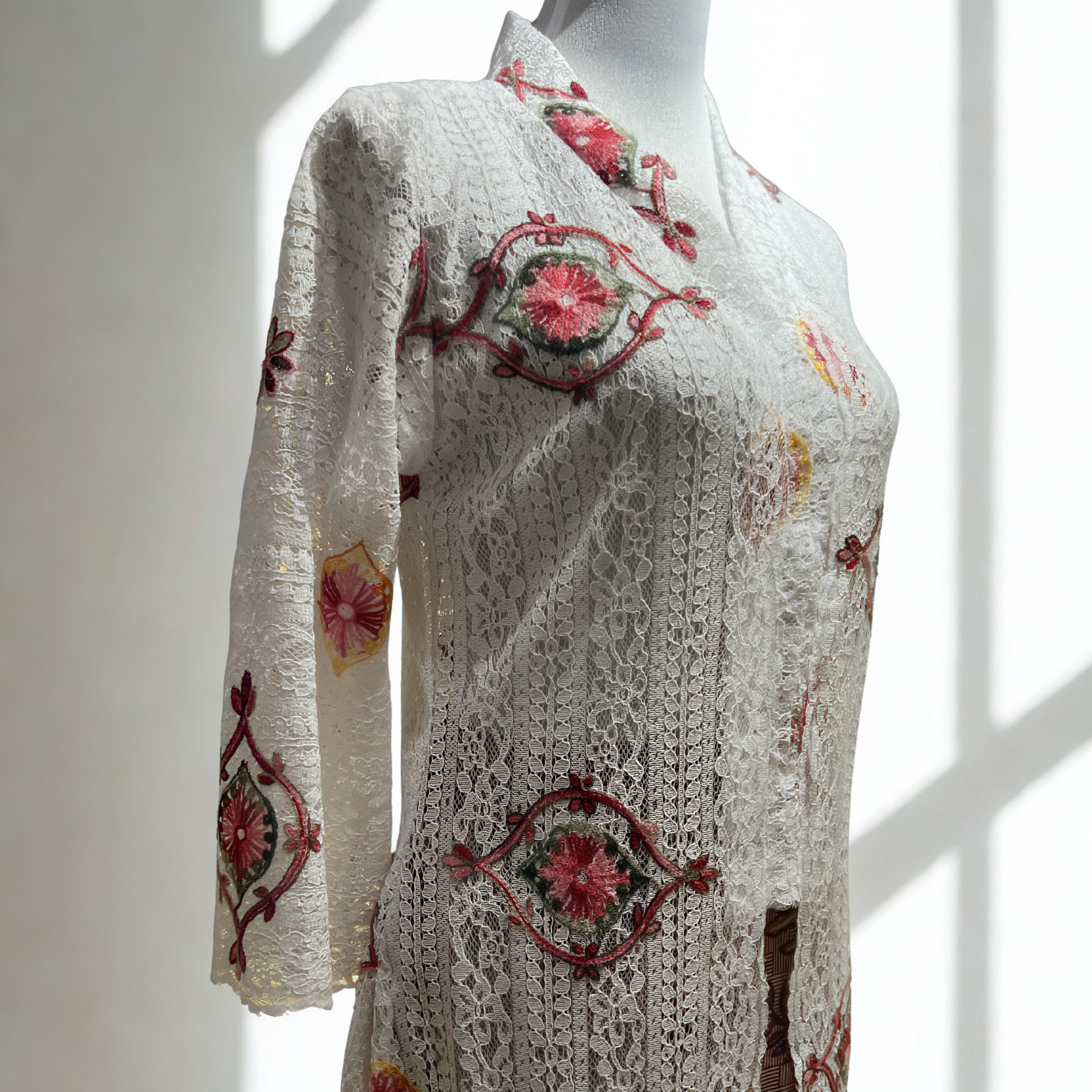 Seroja Long Kebaya Top -White