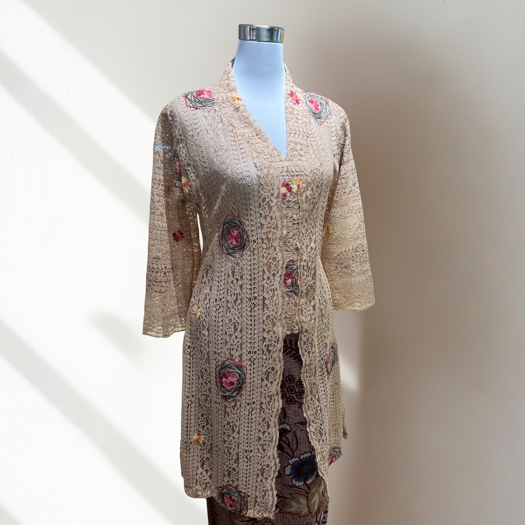Seroja Long Kebaya Top - Brown