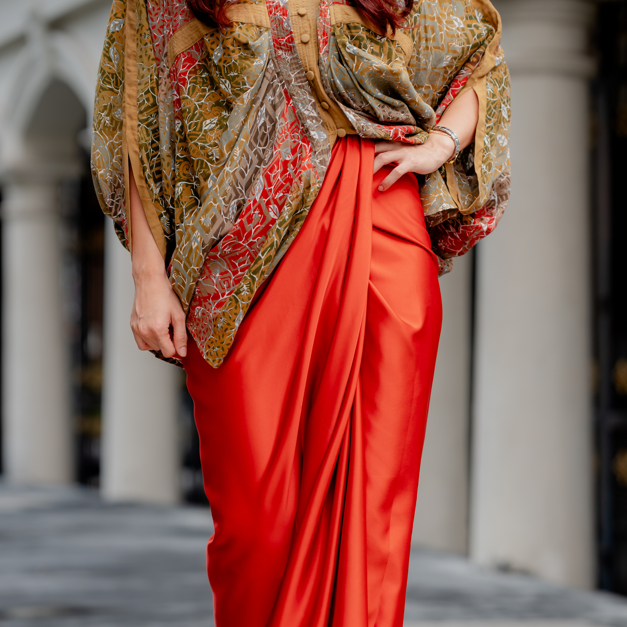 Luna Batik Flowy V-neck  - Olive