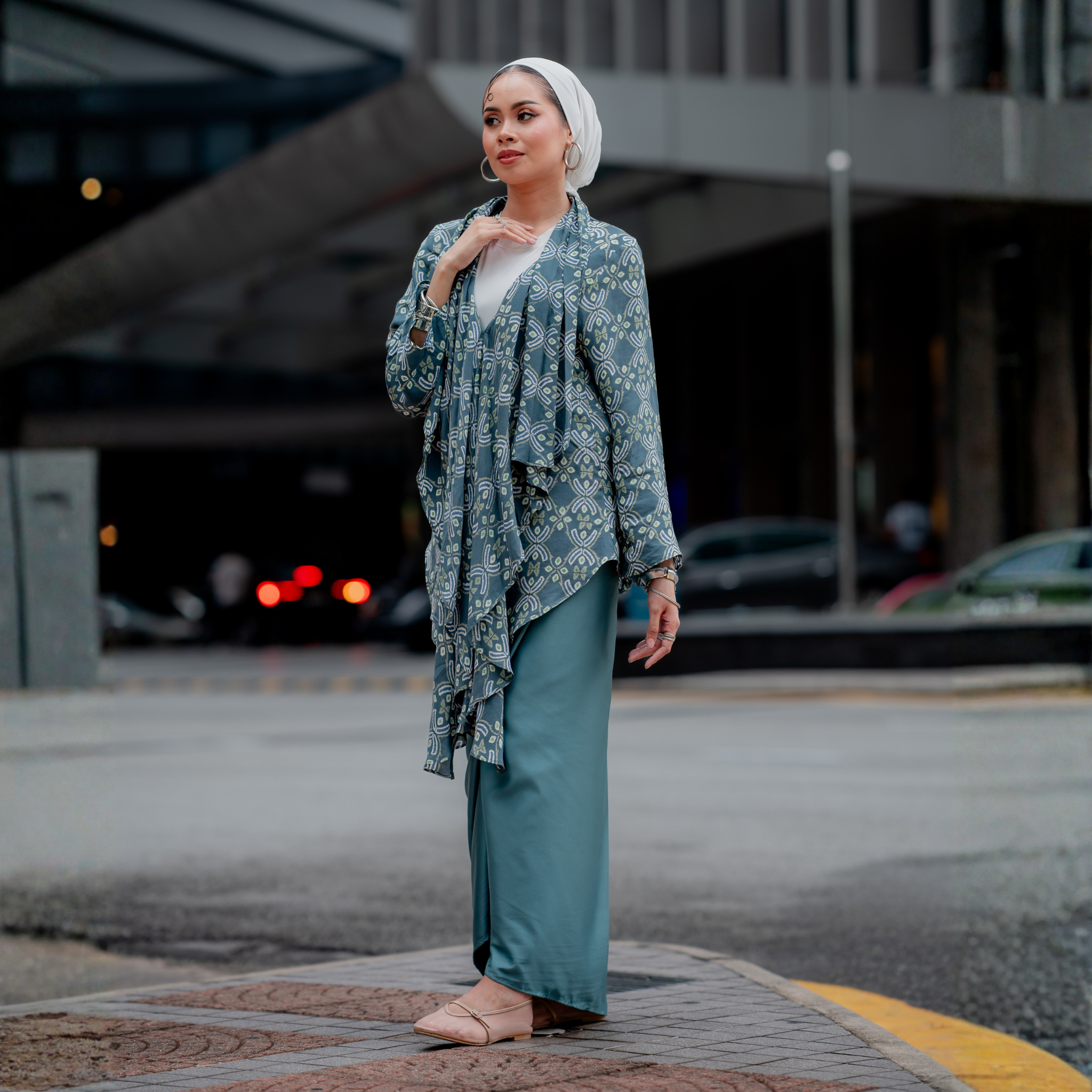 Waterfall Viscose Batik Cardigan in Pine Green