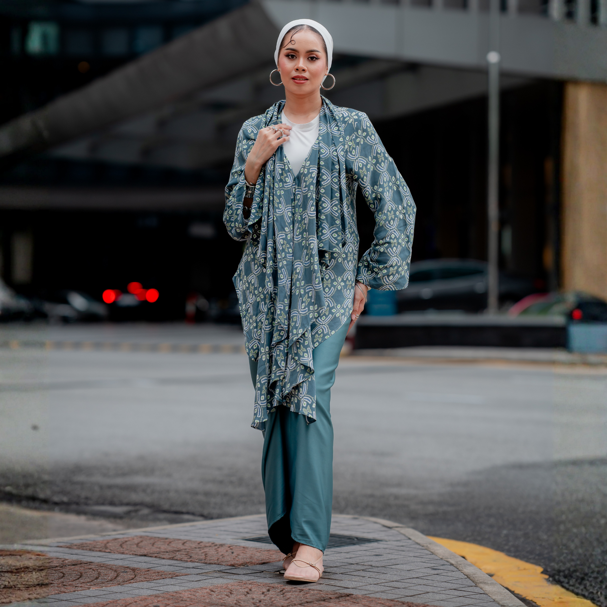 Waterfall Viscose Batik Cardigan in Pine Green