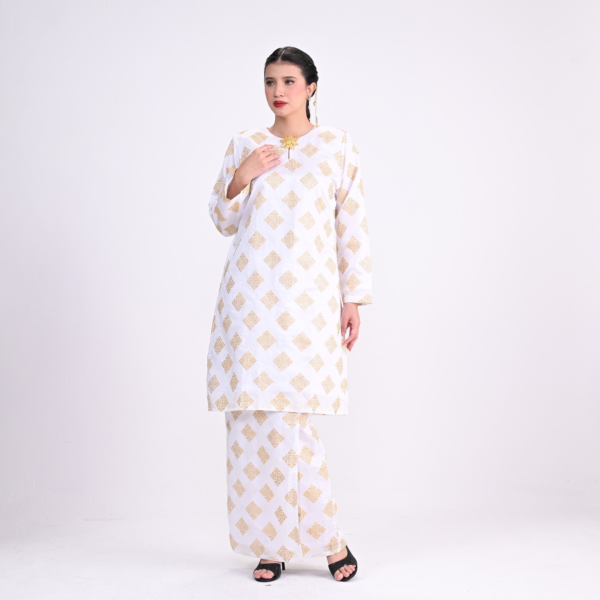 Baju Kurung Moden Petra White Diamond