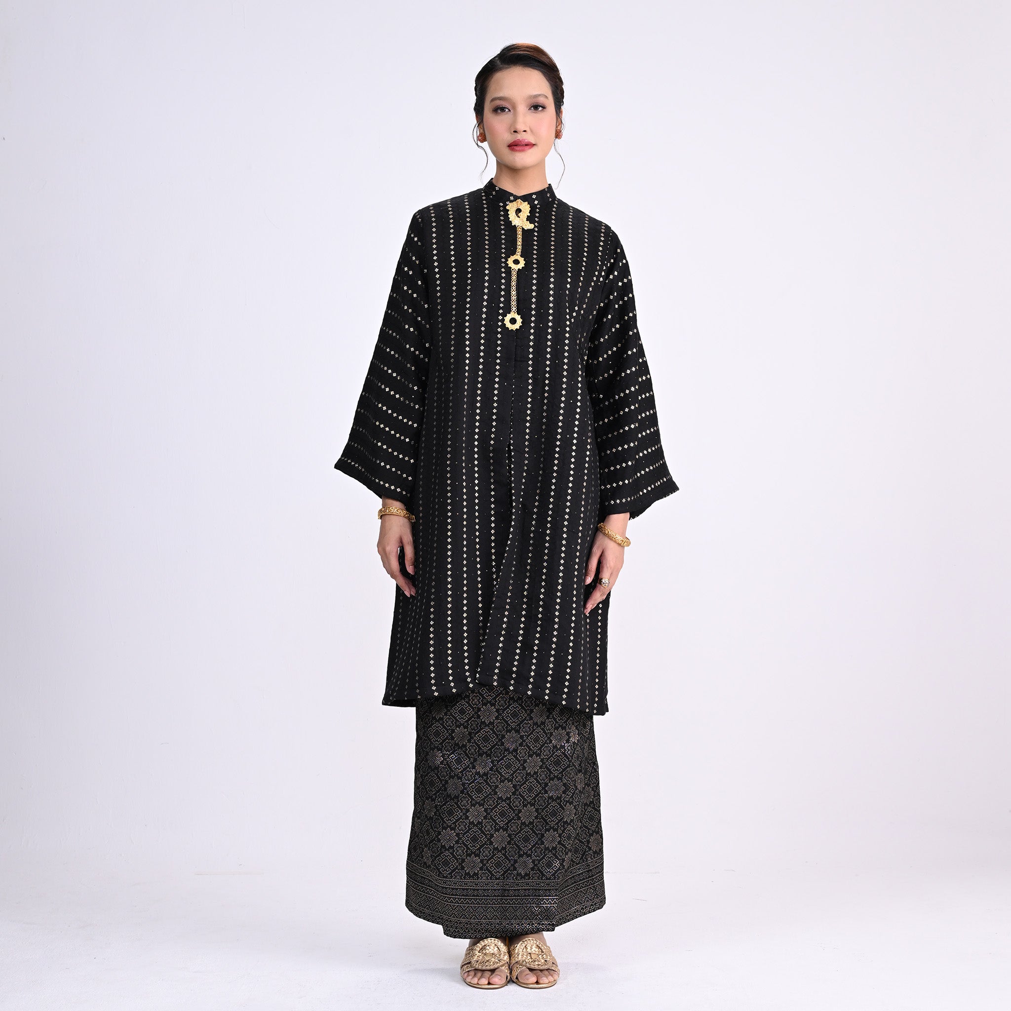 Kebaya Riau Cengkih Black