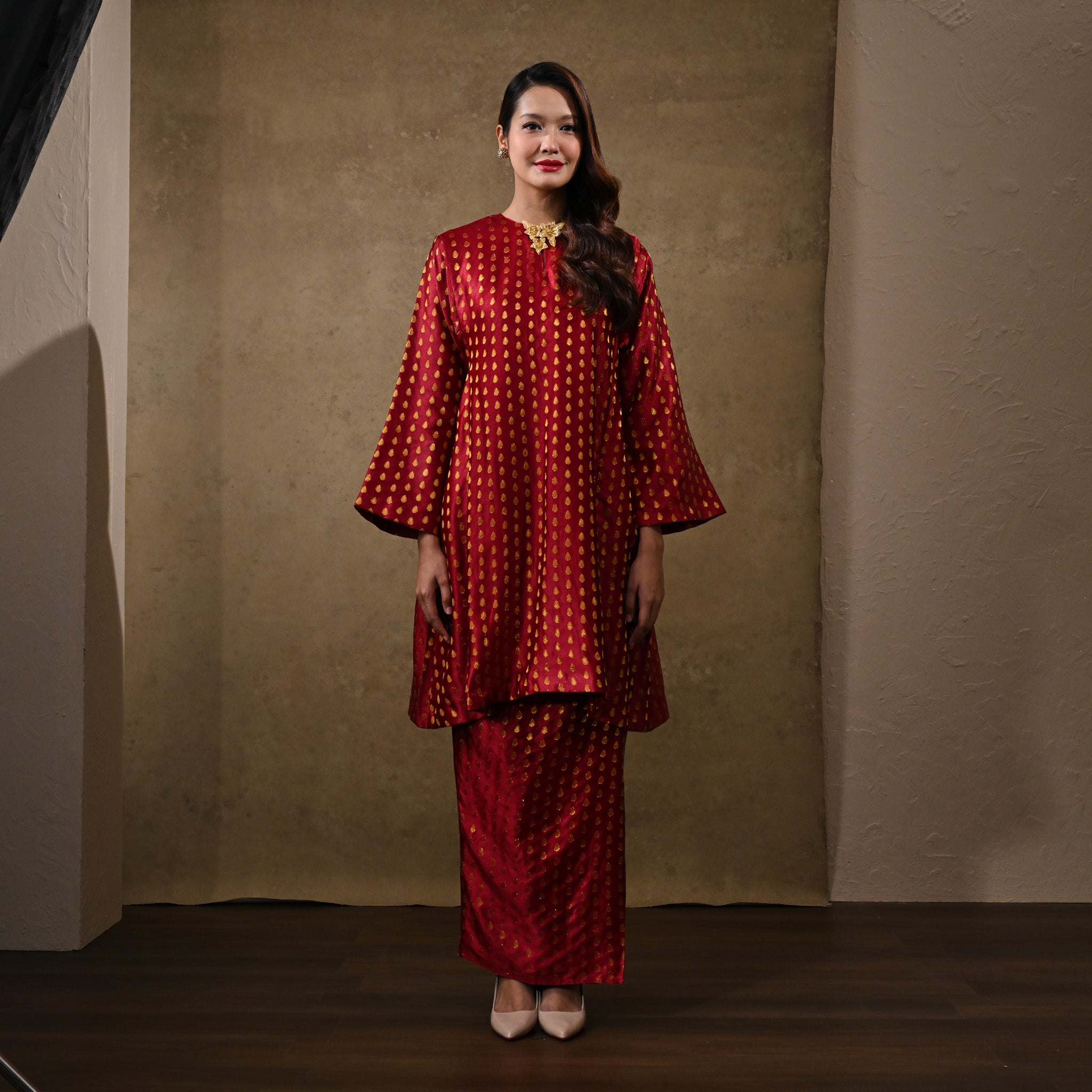 Baju Kurung Gelombang Gita Maroon