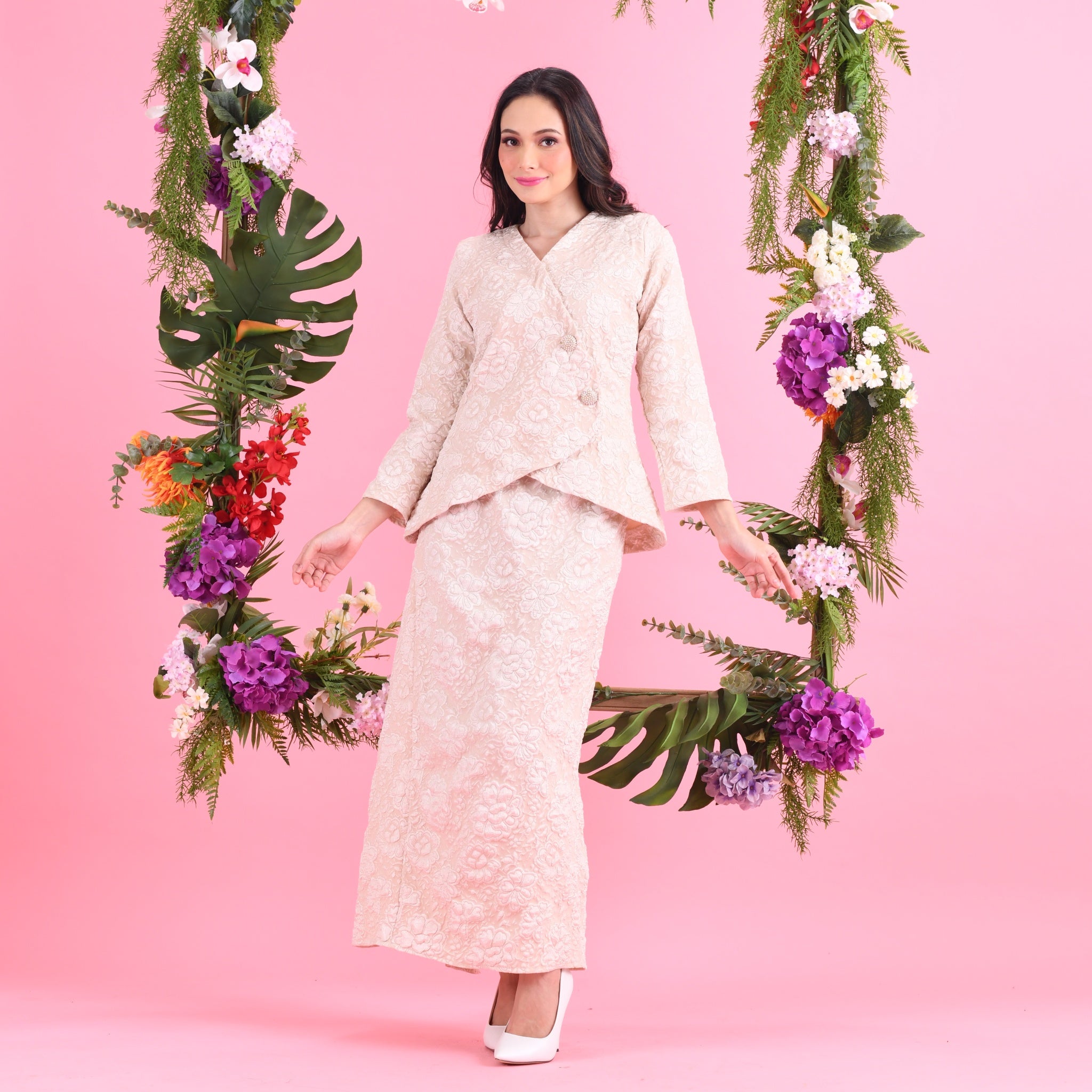 Magnolia Soft Brocade Set