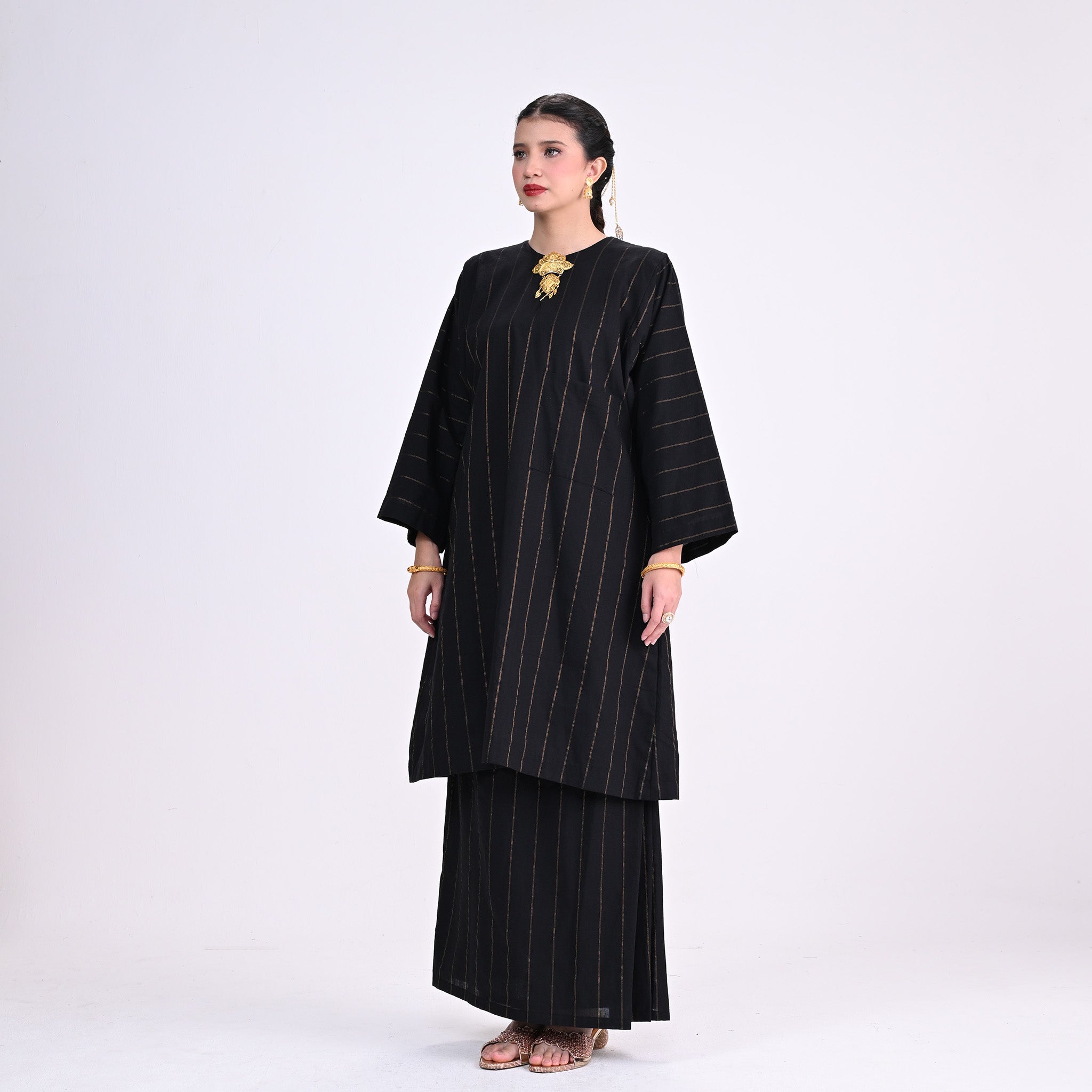 BK Jalur Emas Kocek Black