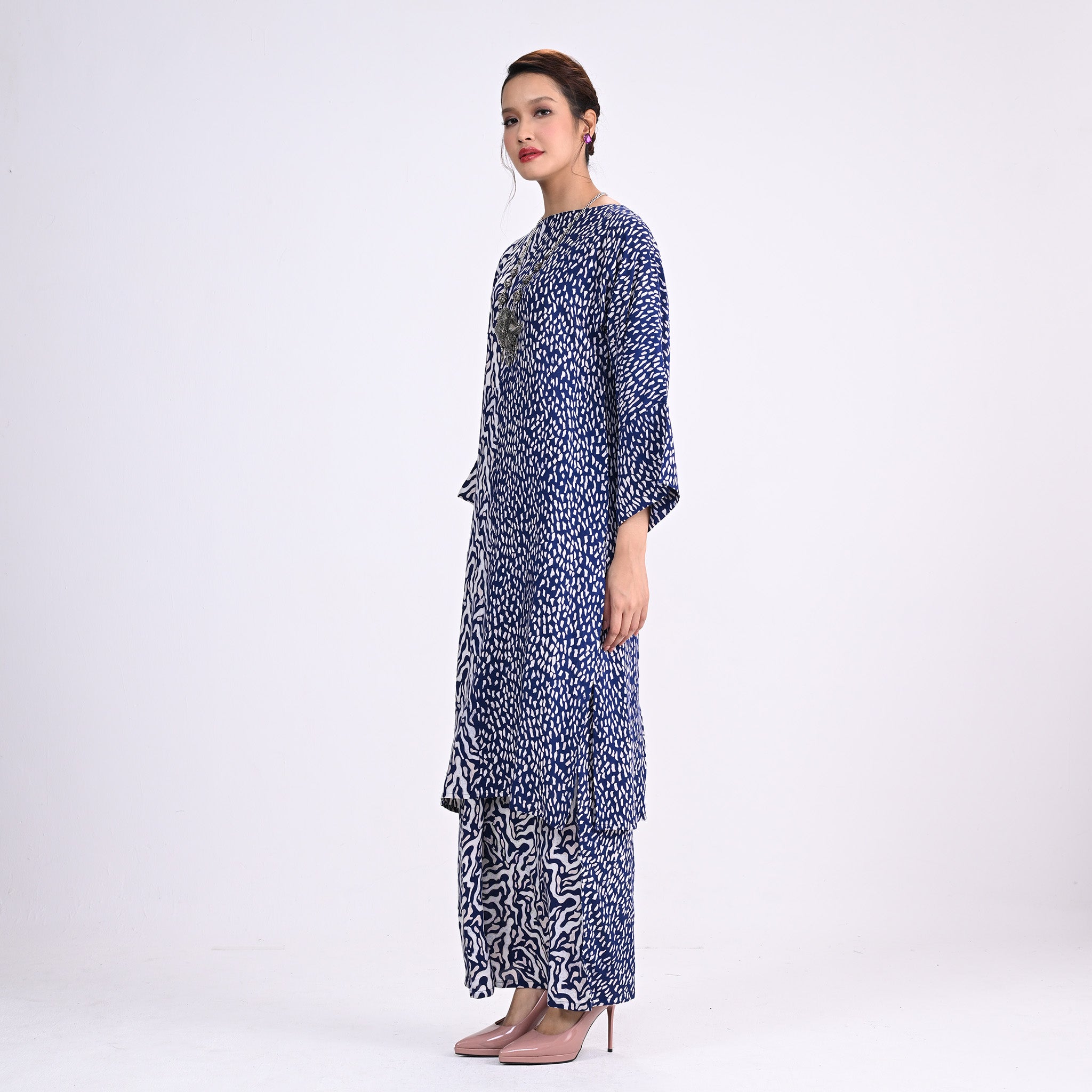 BKM Batik LZ  Akar BLUE