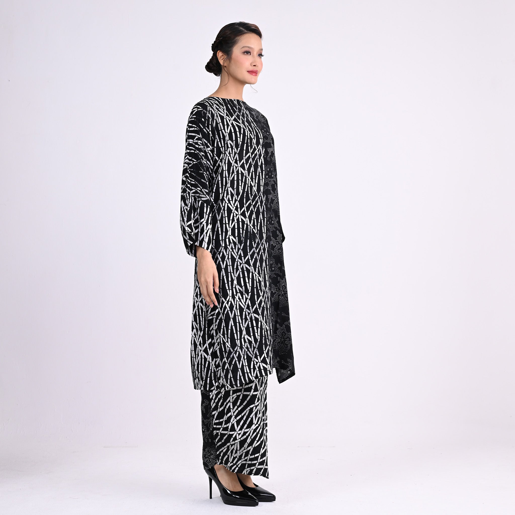 BKM Batik LZ B&W Bamboo