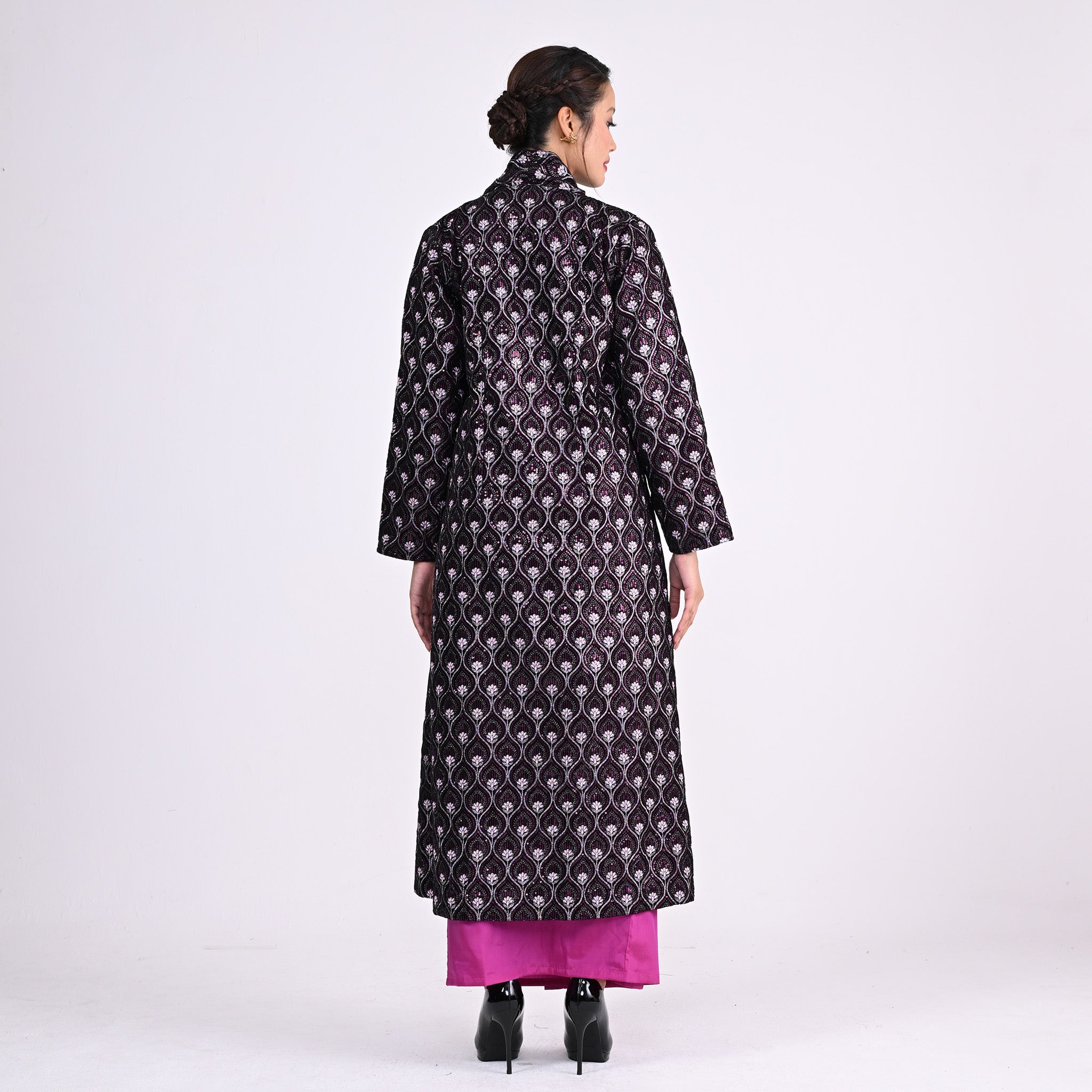 Kebaya Jubah Velvet Magenta