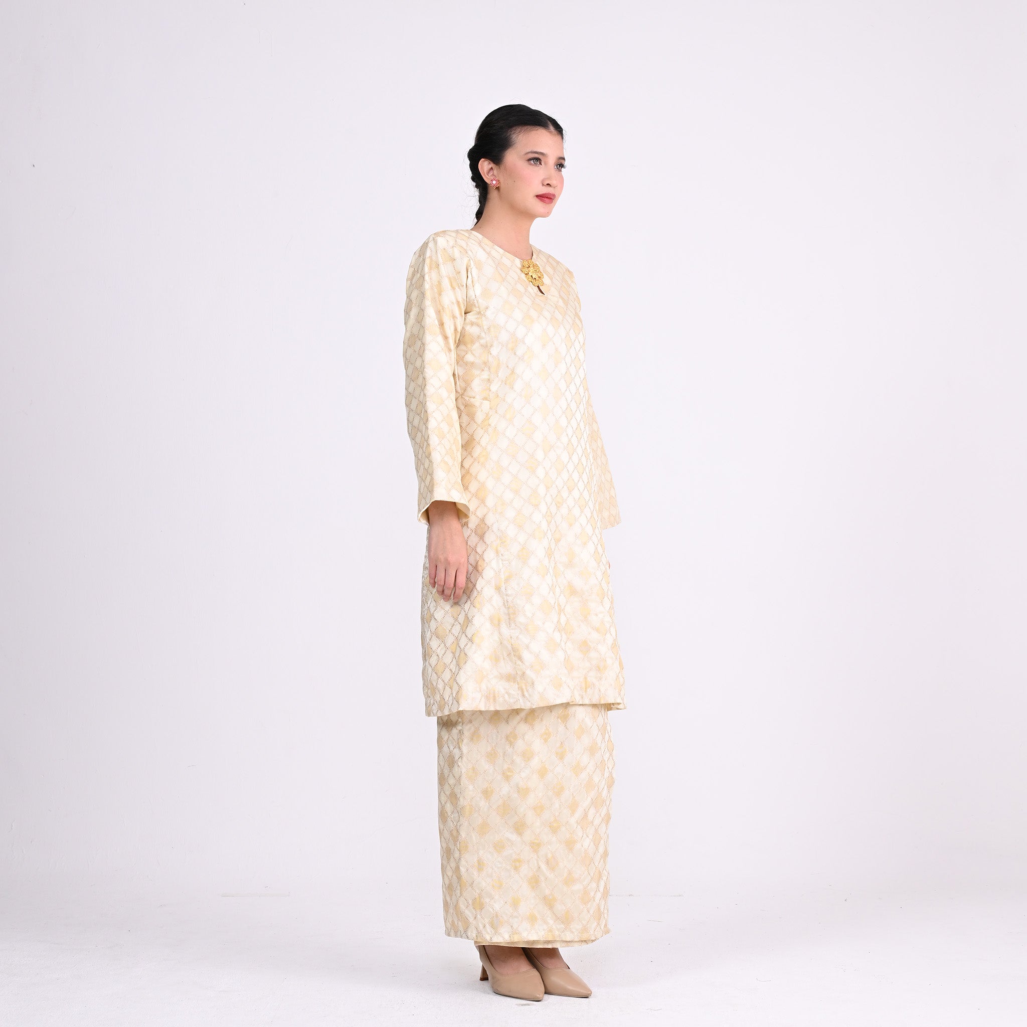 BK Teluk Berantai Ivory