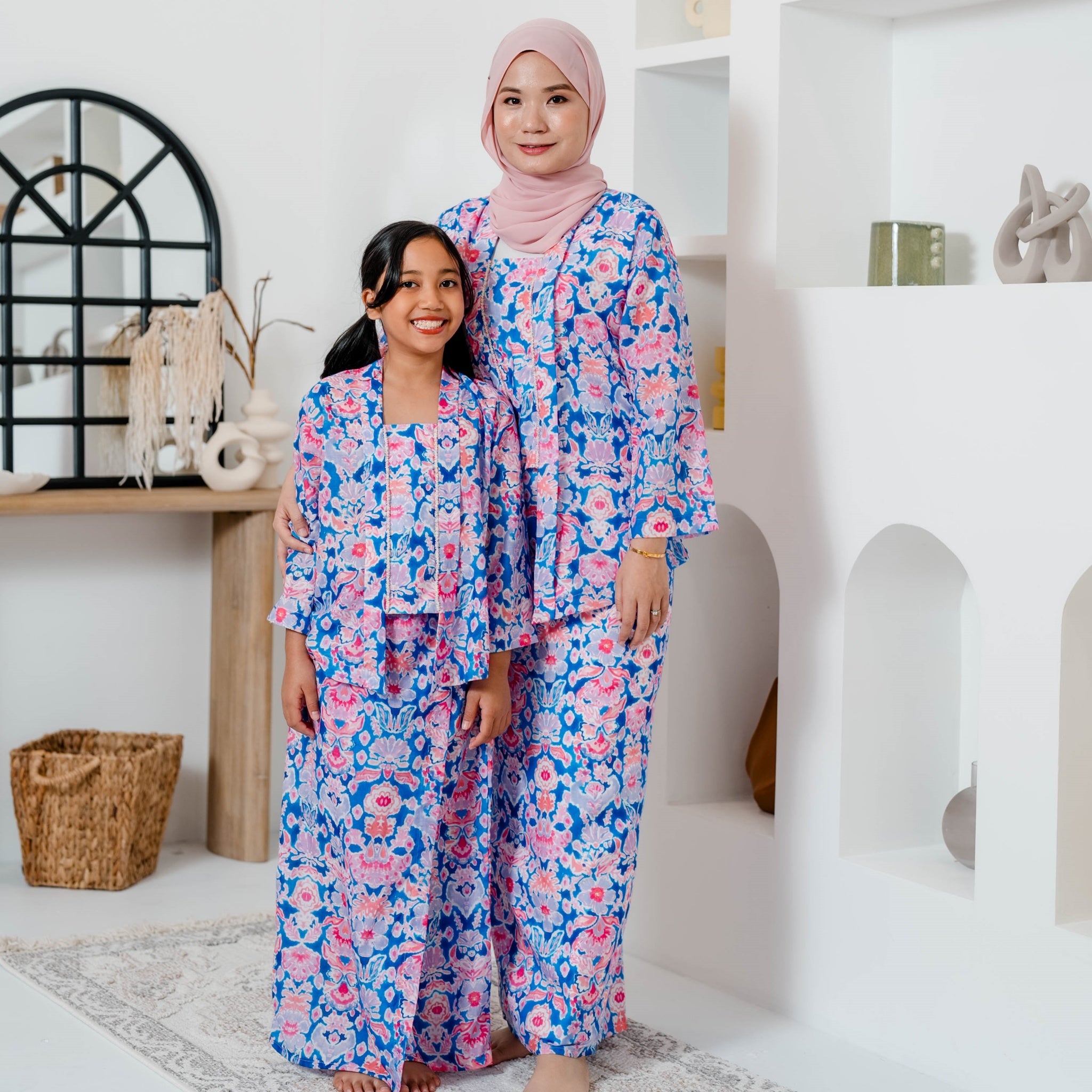 Kebaya Kota Bharu Kaseh - Girls in Blue Ocean