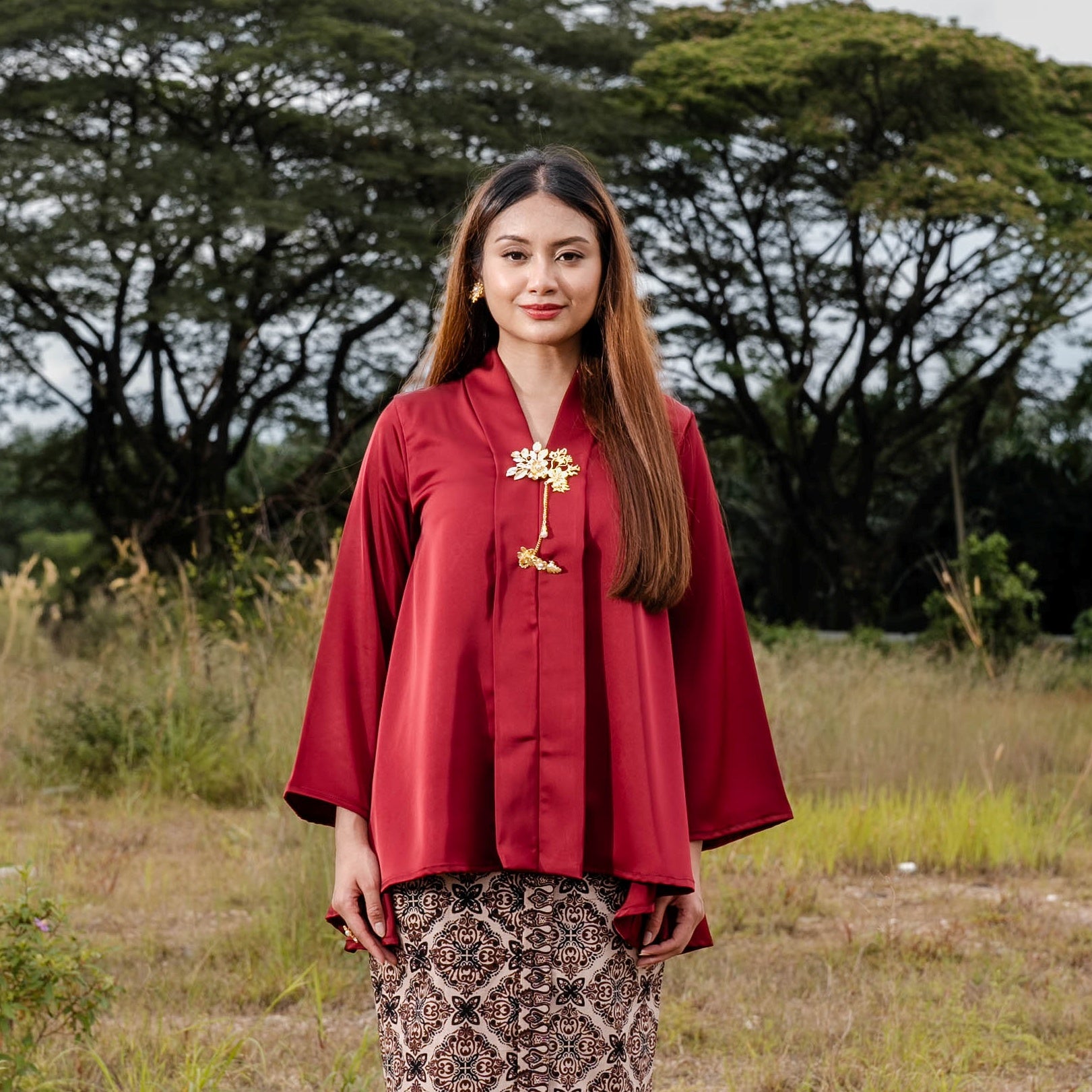 Kebaya Nerine Tari - Maroon