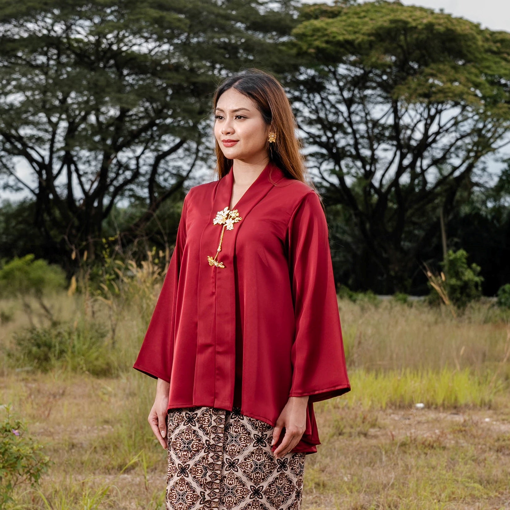 Kebaya Nerine Tari - Maroon