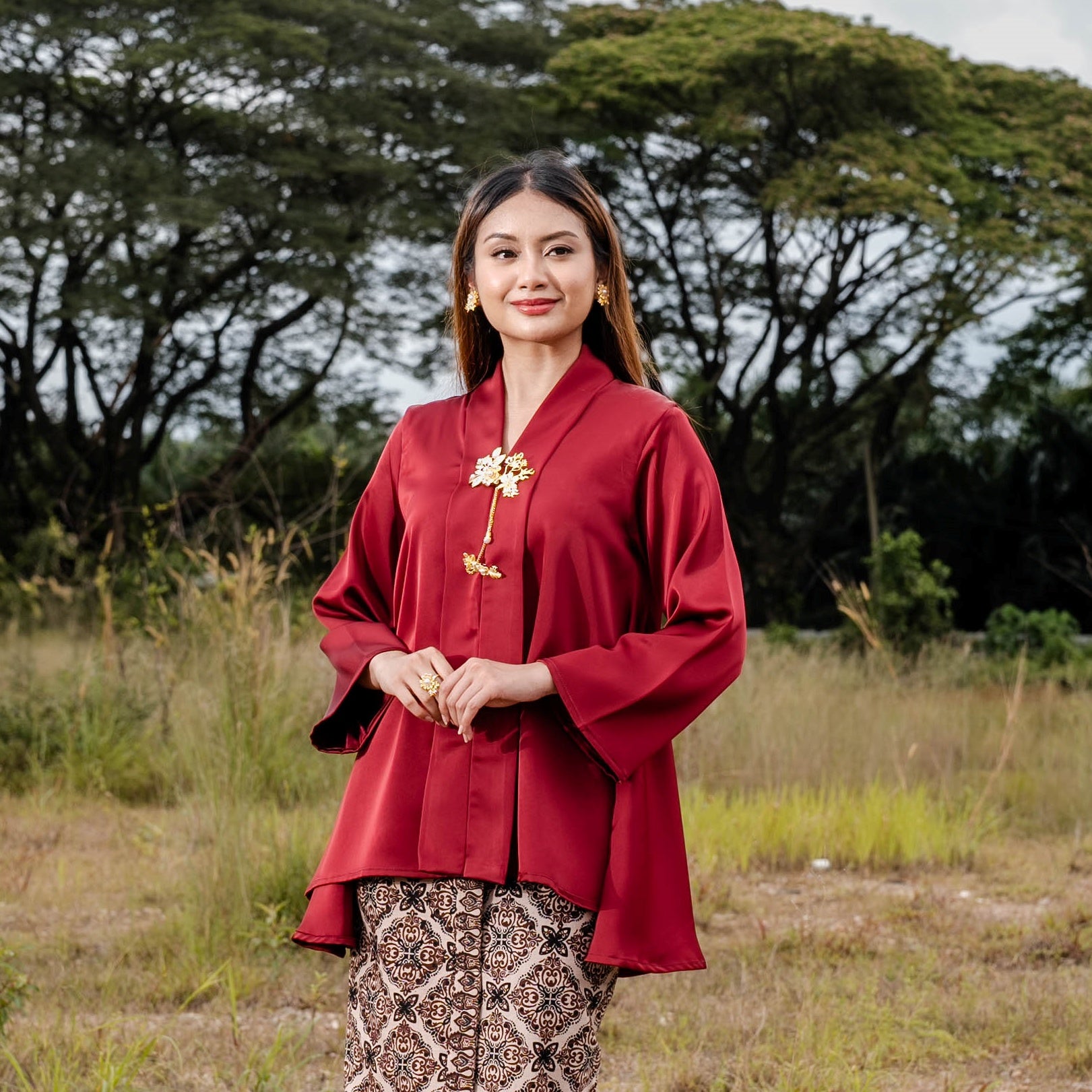 Kebaya Nerine Tari - Maroon