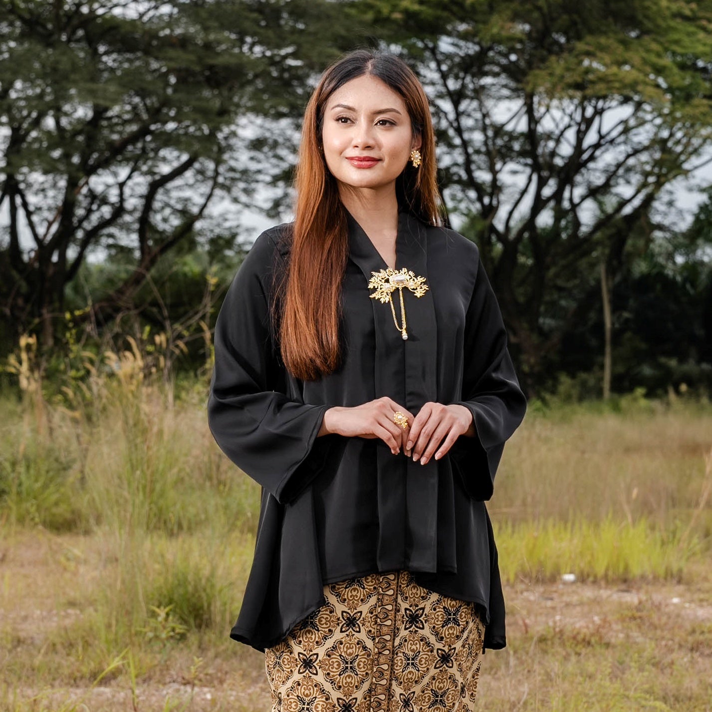 Kebaya Nerine Tari - Black