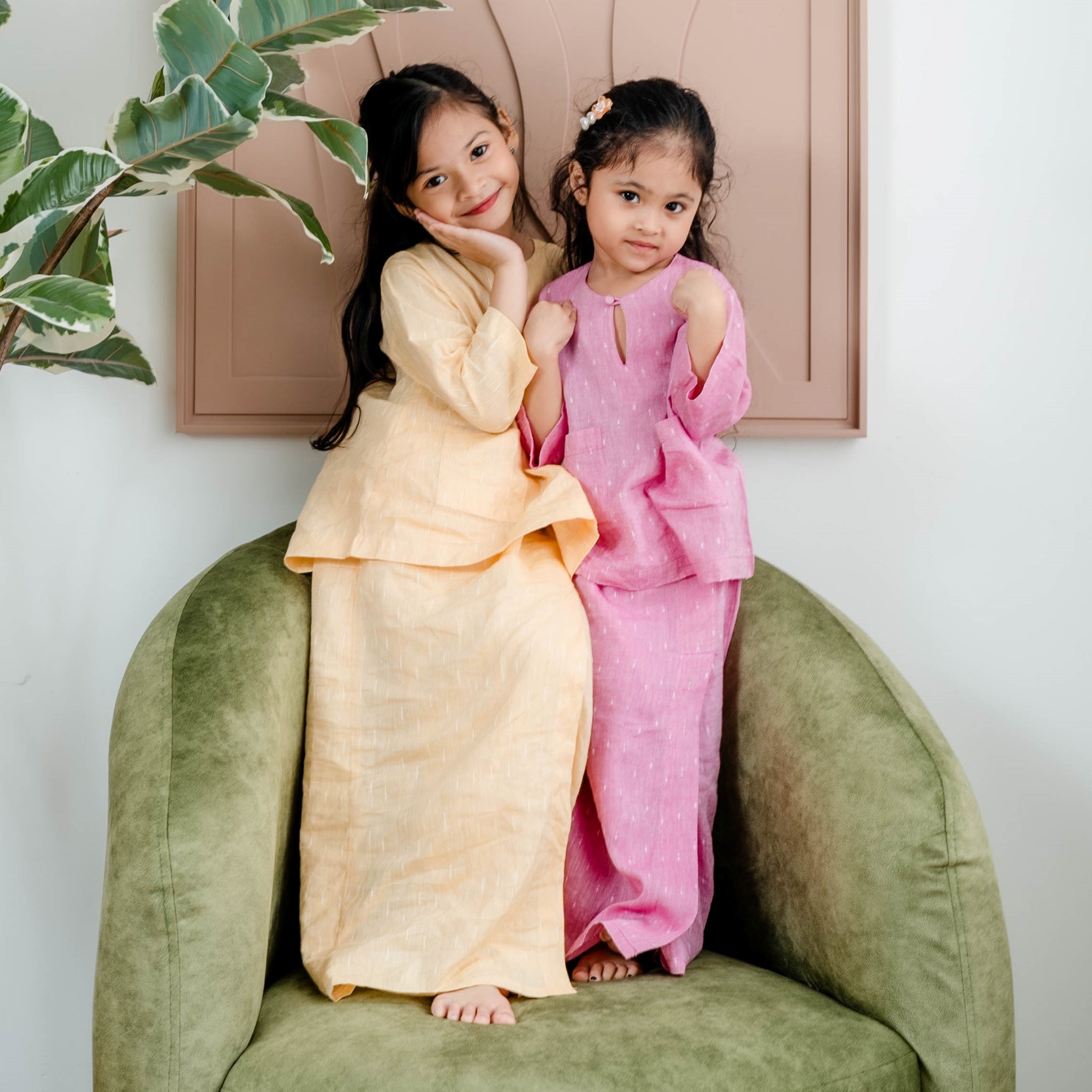 Baju Kedah Chenta - Girls in Pink