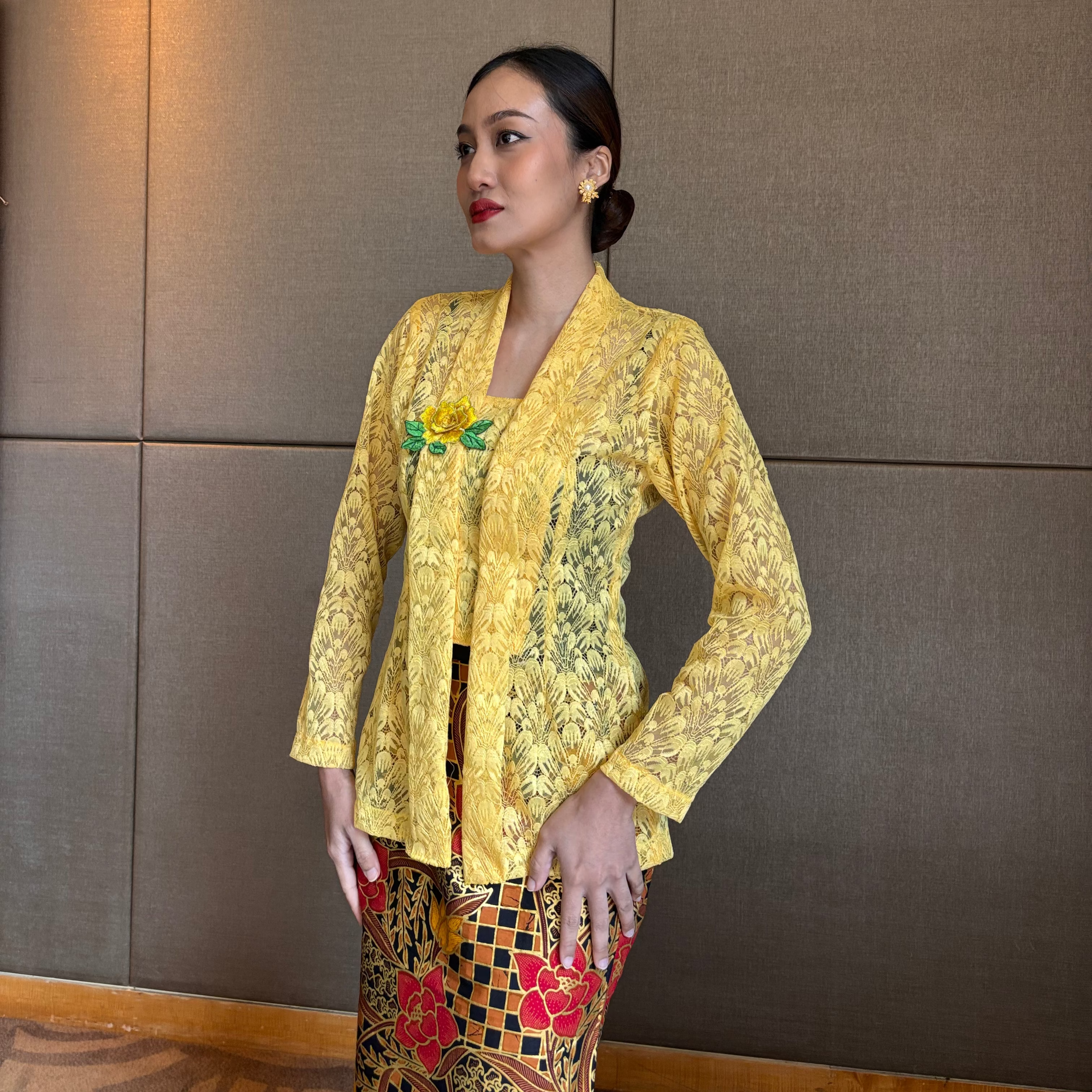 Rita Pastel Lace Kebaya (Petite)