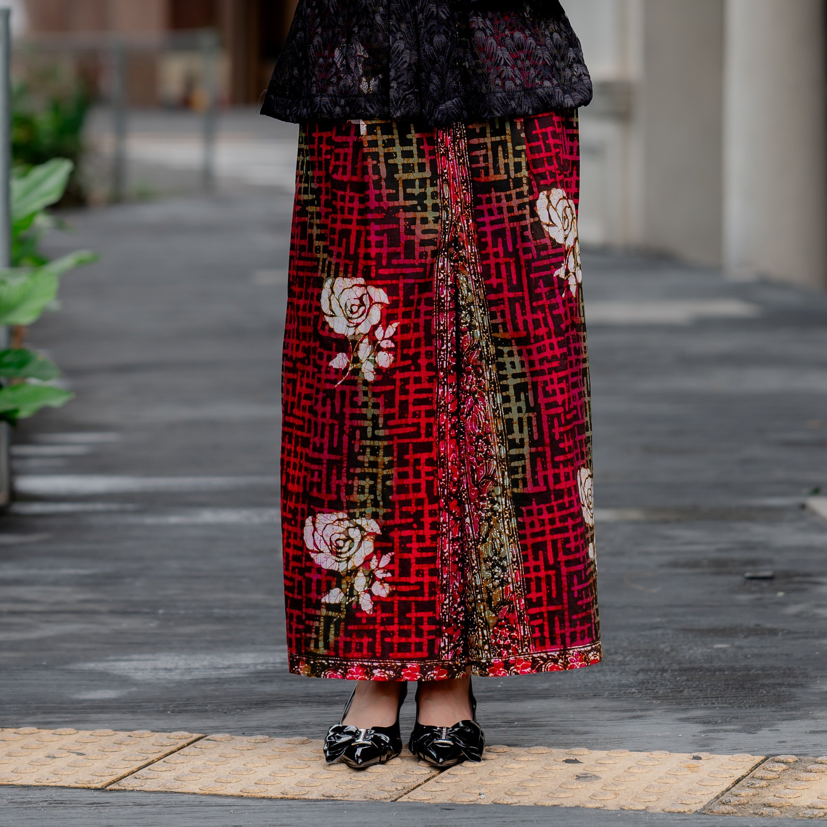 Black Azalea Batik Skirt RG(S)