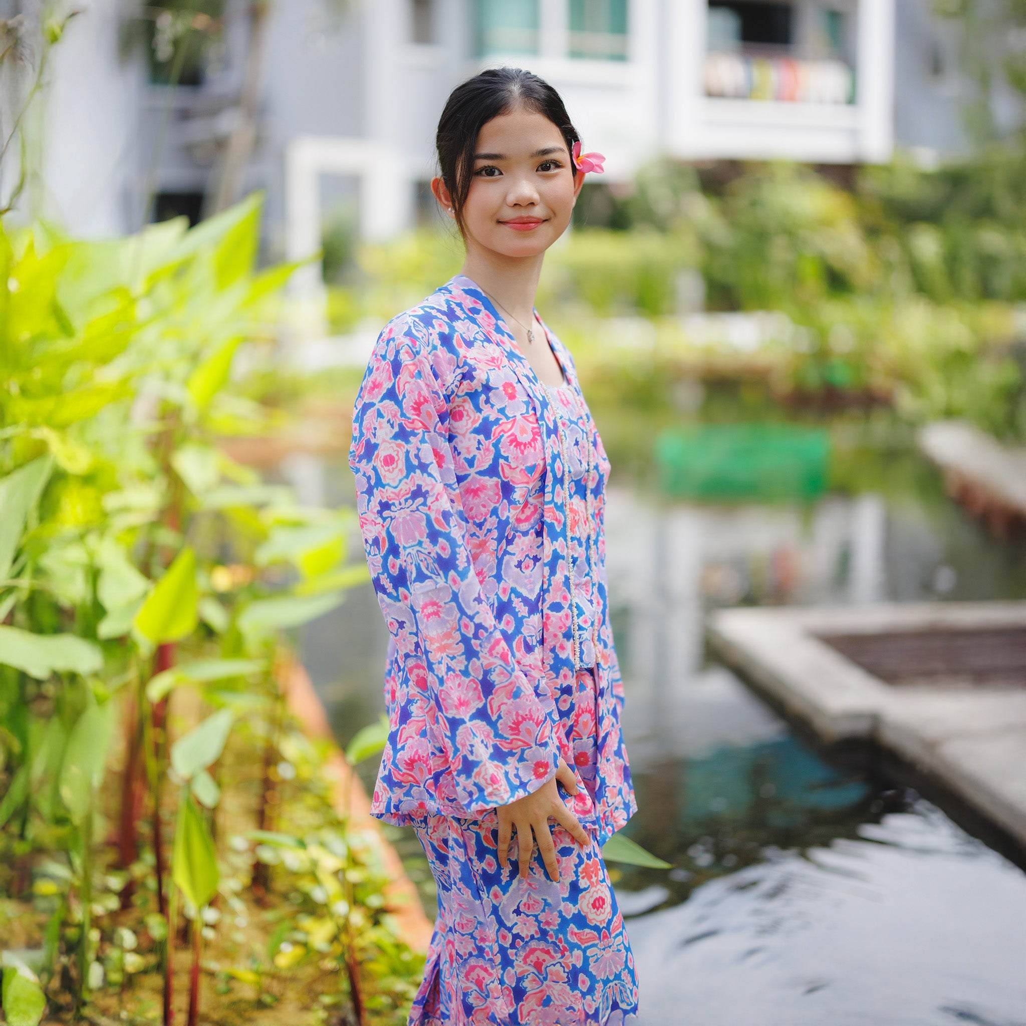 Kebaya Kota Bharu Kaseh - Girls in Blue Ocean