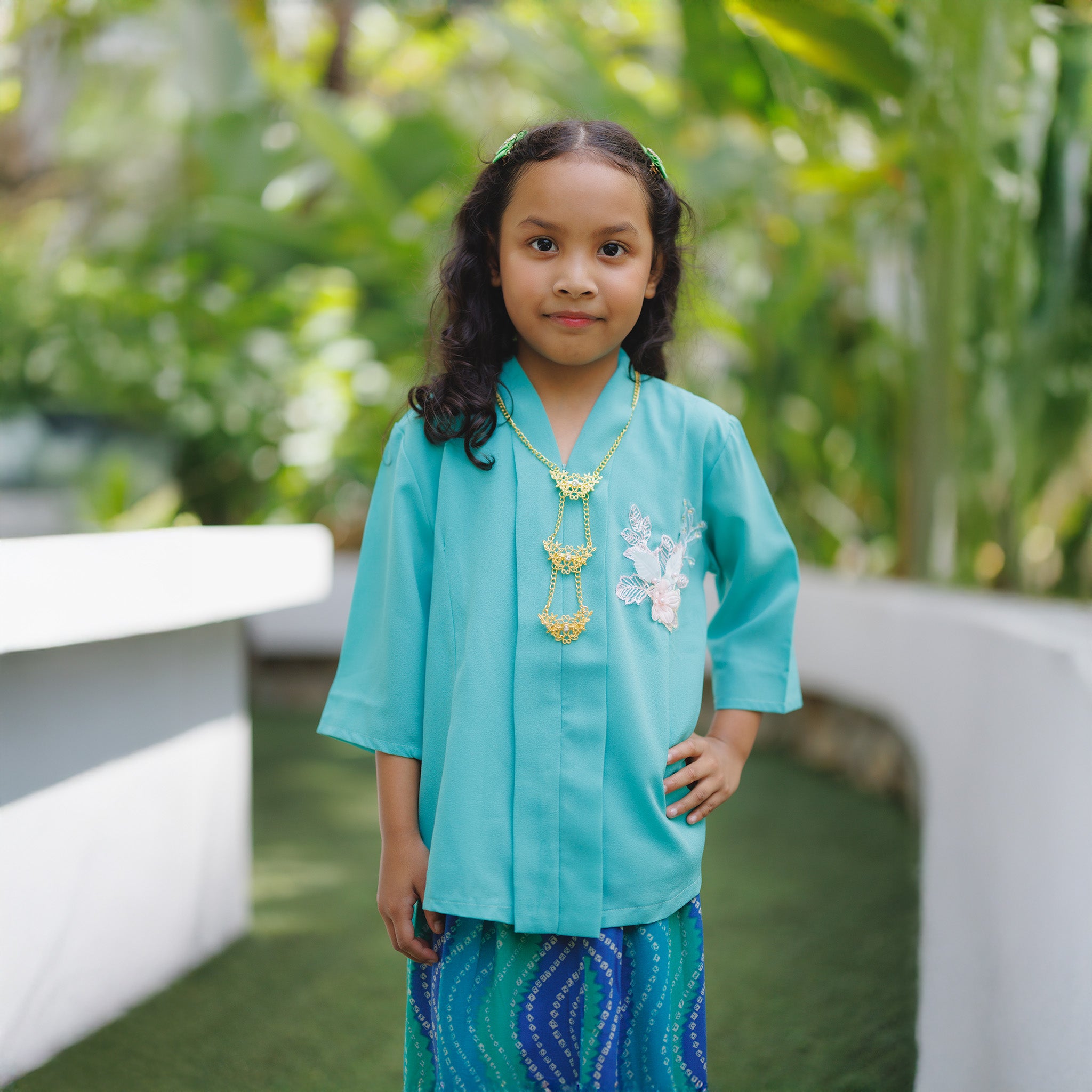 Kebaya Nini Manik-Girls